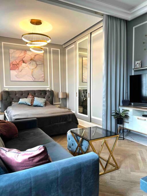 Studio Apartment In The Center Of รีกา ภายนอก รูปภาพ