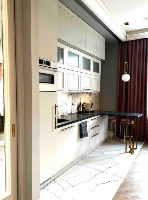 Studio Apartment In The Center Of รีกา ภายนอก รูปภาพ